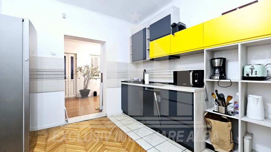 Casa individuala de inchiriat, Cetate - Poză 4