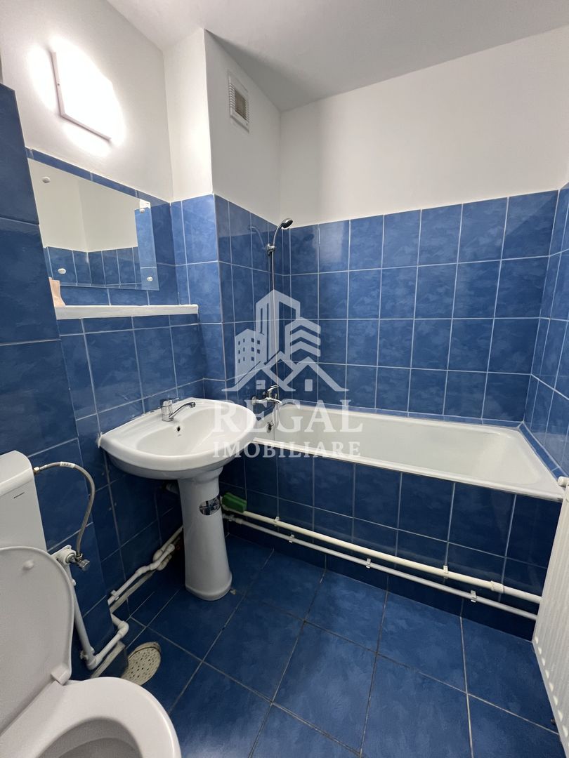 Garsonieră de închiriat – zona Supeco, etaj 2 - Poză 5