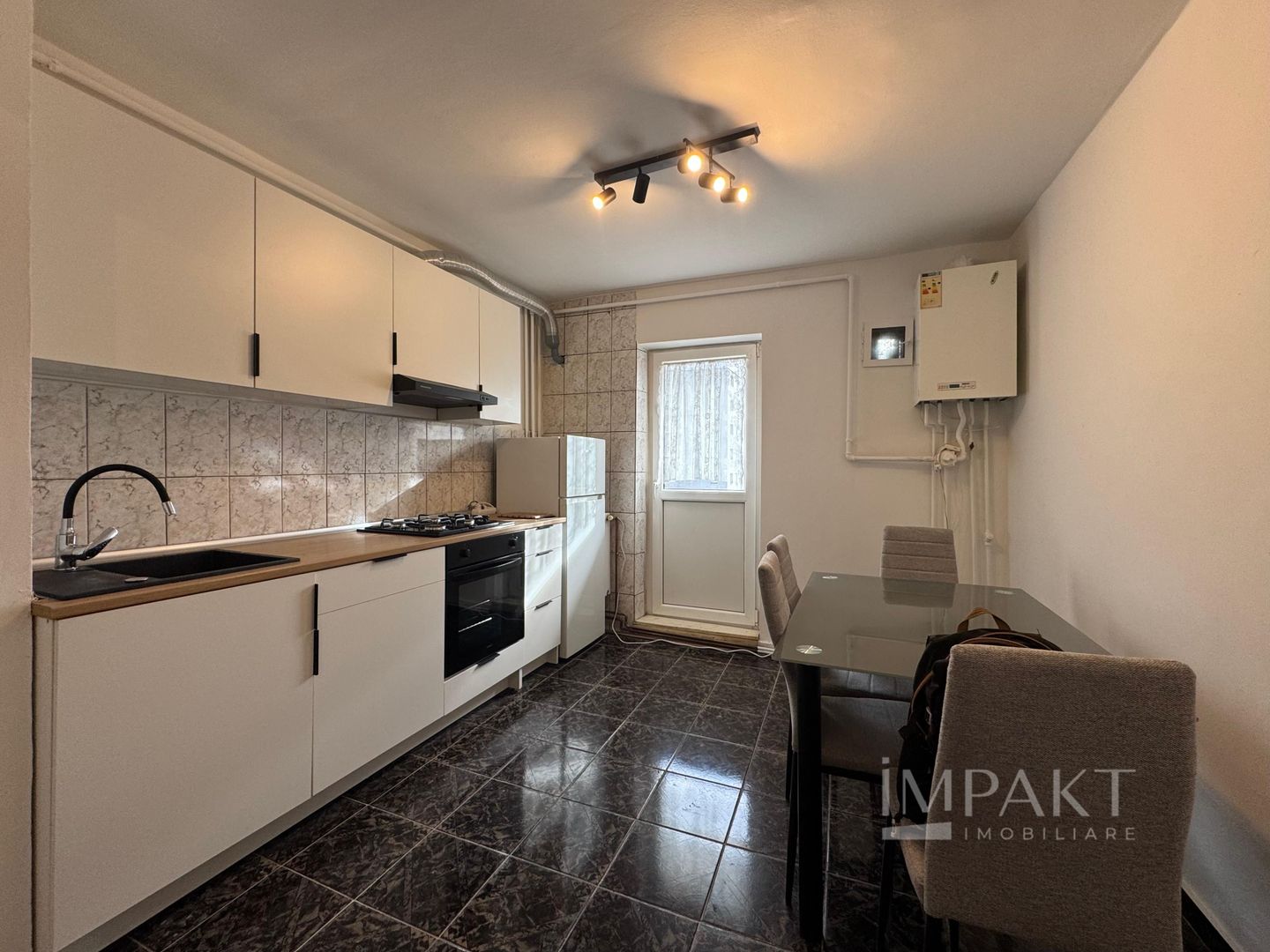 Apartament modern 2 camere in  Manastur la prima inchirere - Poză 1