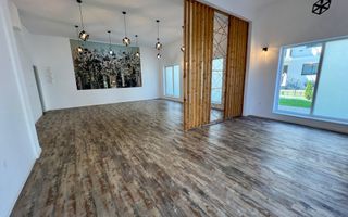 Spatiu Comercial Finisat 65 mp, curte proprie 78 mp, 2 parcari - Poză 1