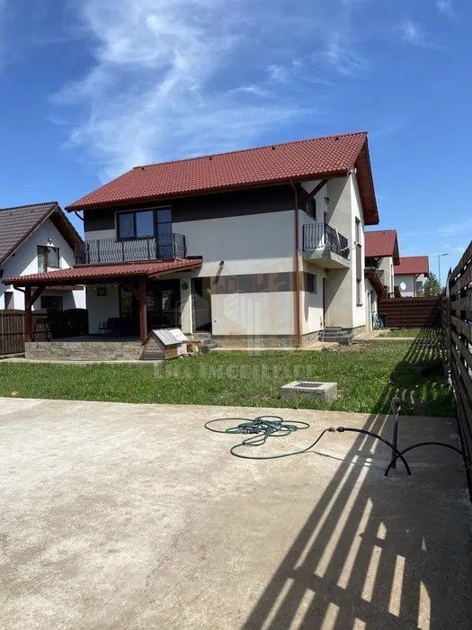 Casa individuala Cartier Izvor Tarlungeni Brasov - Poză 3