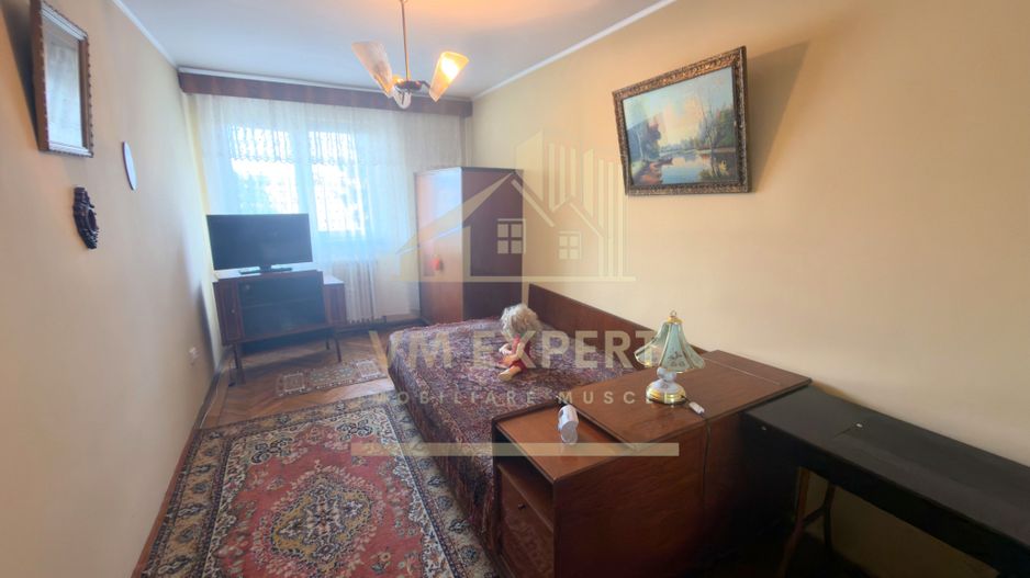 APARTAMENT 2 CAMERE ETAJ 4 ZONA ULTRACENTRALĂ CAMPULUNG - Poză 5