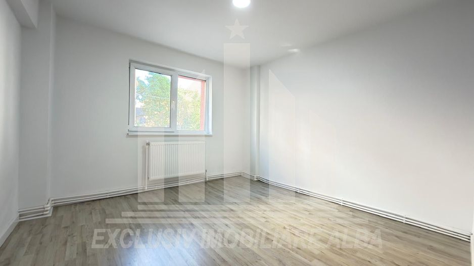 Apartament 2 camere decomandate | 50 mp | Renovat | Cetate - Poză 3