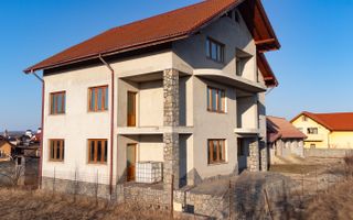 Casa cu teren 1500 mp in Harman - Poză 8