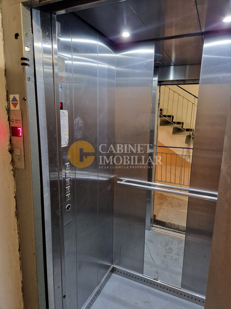 3 Camere Decomandat- Etaj intermediar+ Loc de parcare- Zona Alexandru cel Bun - Poză 8