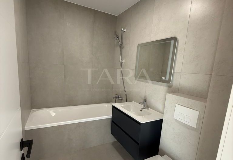 Apartament 3 camere finisat, cu CF. - Poză 11