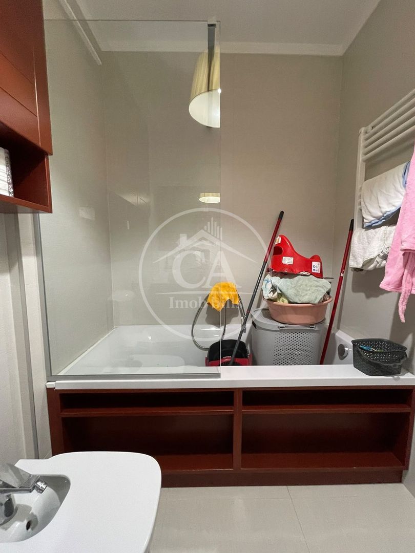 Apartament de vanzare cu 3 camere în zona Calea Aradului, Oradea - Poză 16
