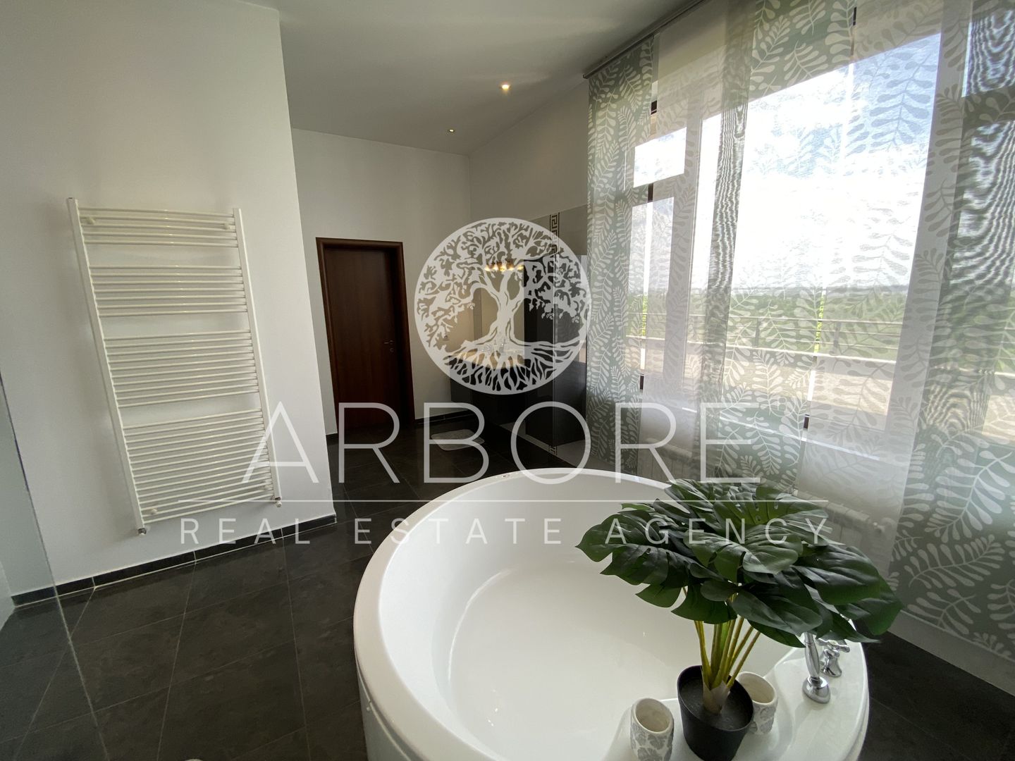 Penthouse 5 camere 250 mp lângă Ambasada SUA , zona Băneasa București - Poză 18