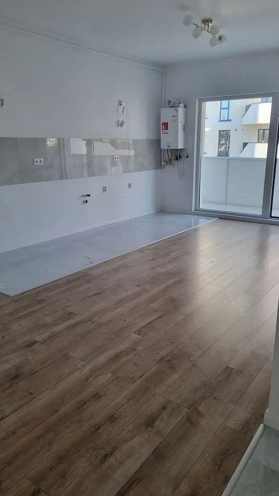 Apartament de vanzare 2 camere, etaj intermediar, terasa, garaj - Poză 1