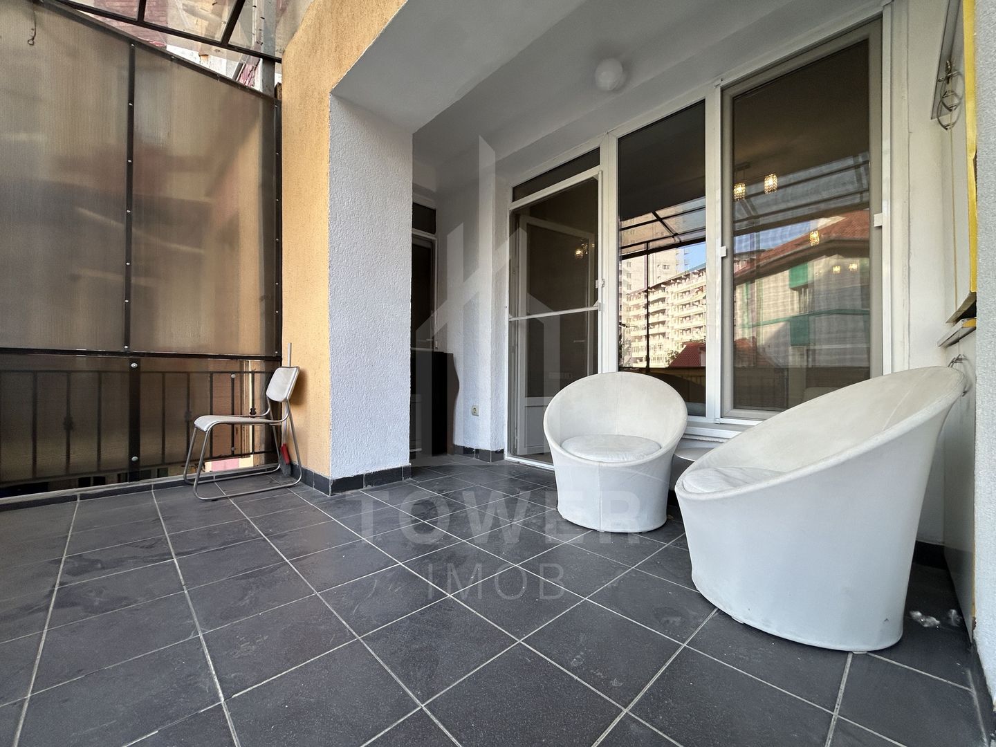 APARTAMENT 3 CAMERE DE ÎNCHIRIAT CU 2 LOCURI DE PARCARE ȘI 2 TERASE - Poză 9