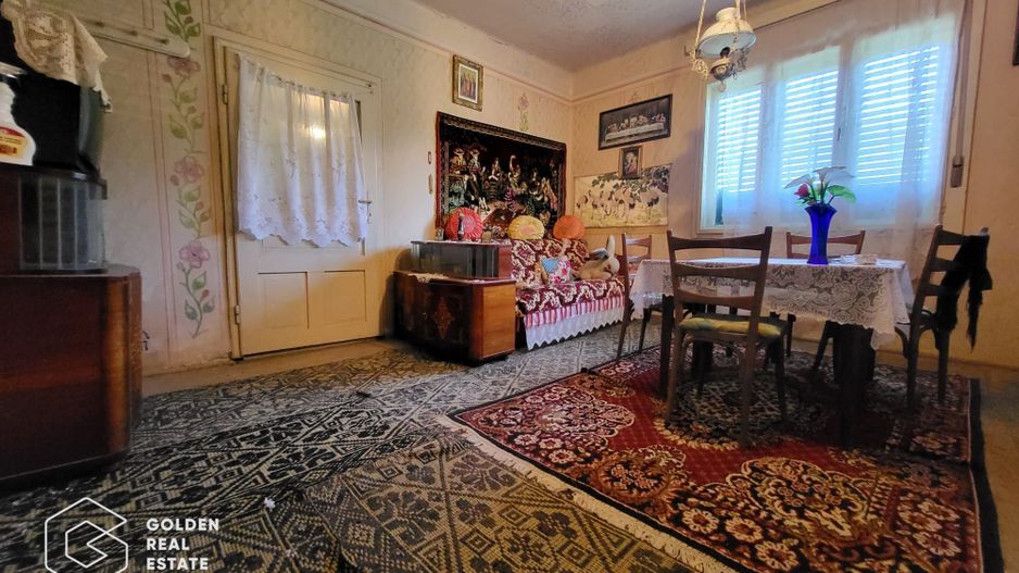 Casa  cu 3 corpuri de cladire, sat Lalasint - Poză 12