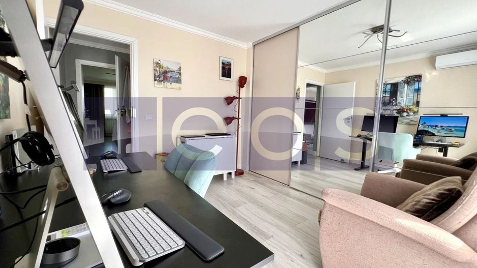 VANZARE APARTAMENT MODERN LUMINOS 3 CAMERE TITAN PARK 77mp - Poză 7