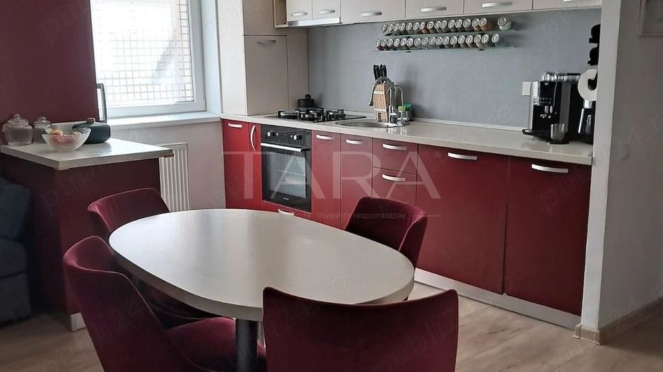 Apartament 3 camere + balcon 10 mp, mobilat și utilat, zona Vivo. - Poză 1