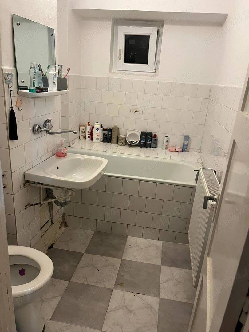 Vând apartament 2 camere, Carpați 2 - Poză 4