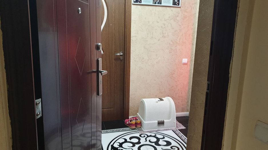 De vanzare ap 2 camere+curte proprie 70mp, Bragadiru - Poză 8