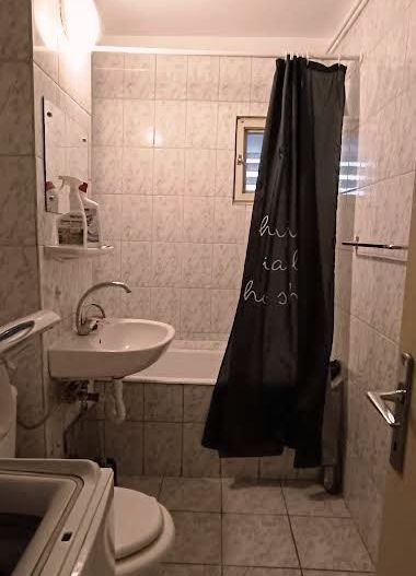 Apartament cu 3 camere in Racadau - Poză 6
