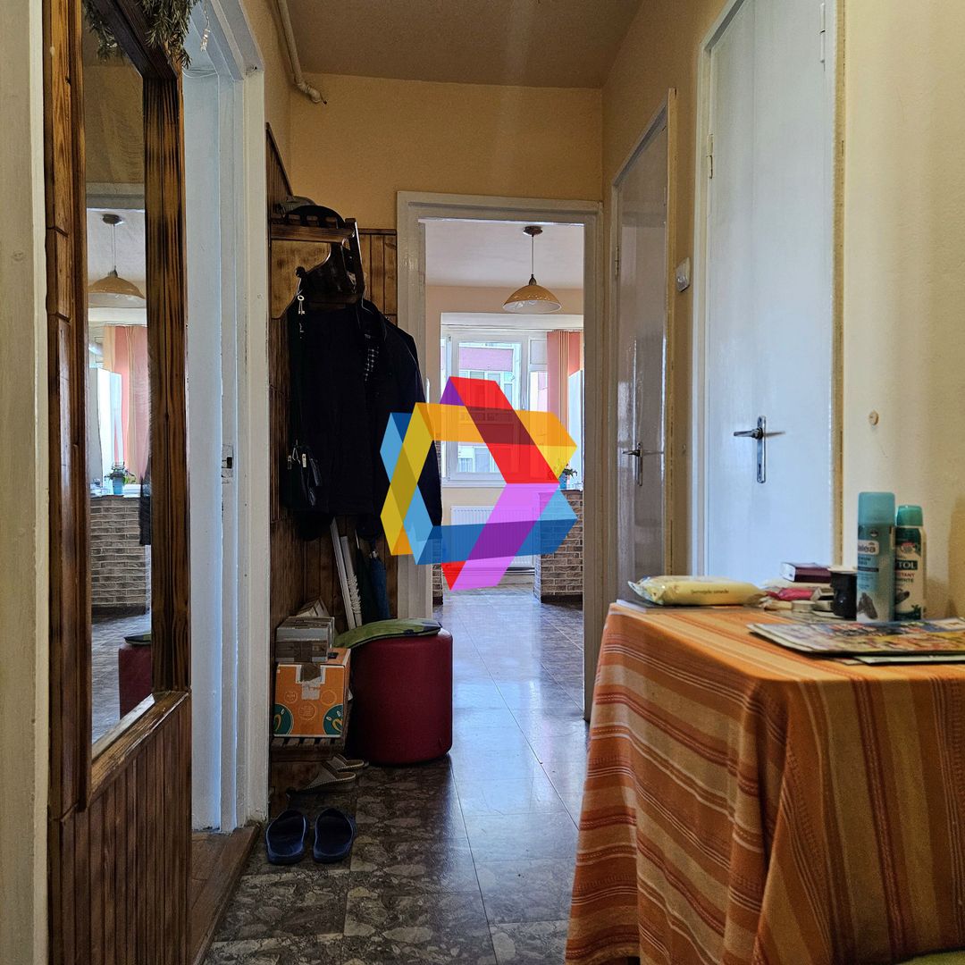 Apartament cu trei camere, zona Scriitorilor 73 mp - Poză 3