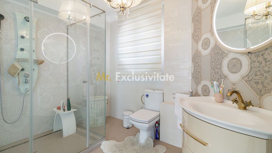 Vila impresionata 550mp util, 300mp teren - Poză 18