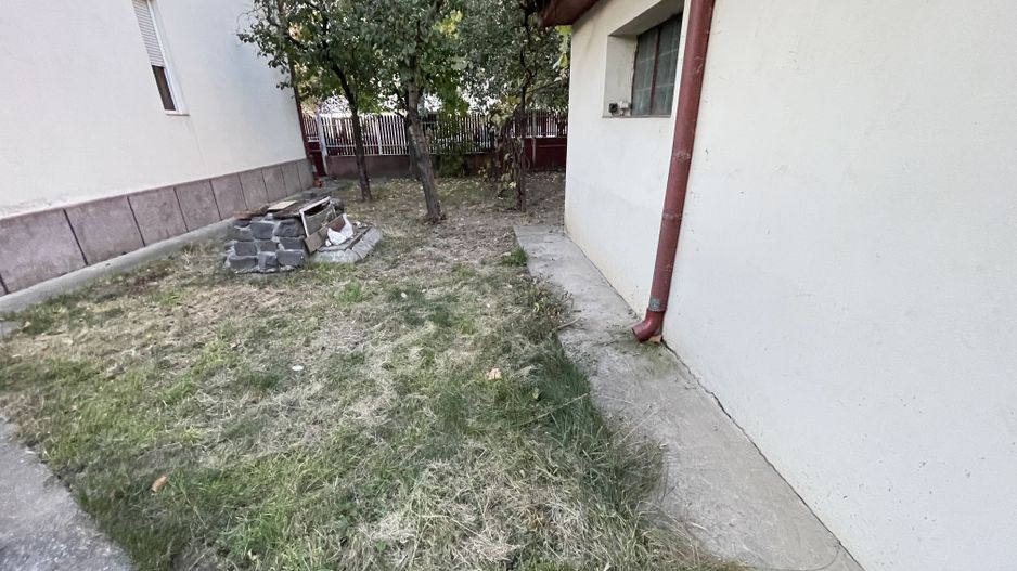 Casa P+1E,pozitie excelenta -zona Mehala - Poză 1