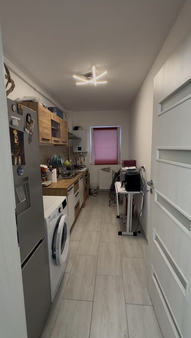 2 Camere Decomandat - Metrou Aparatori - Drumul Jilavei - Poză 11