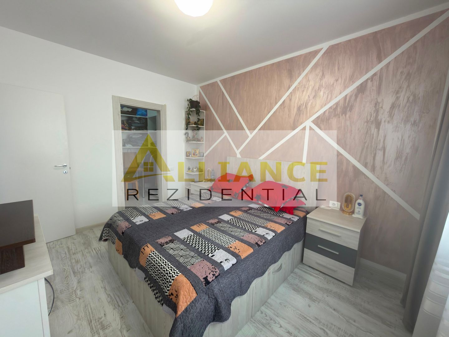 De vanzare apartament 2 camere decomandat - Drumul Binelui | - Poză 4