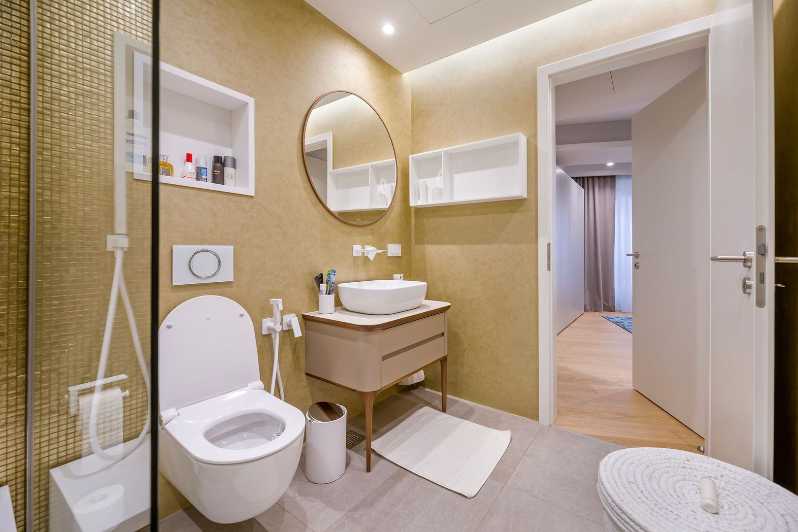 Apartament deosebit 4 camere complet mobilat si loc de parcare inclus - Poză 23