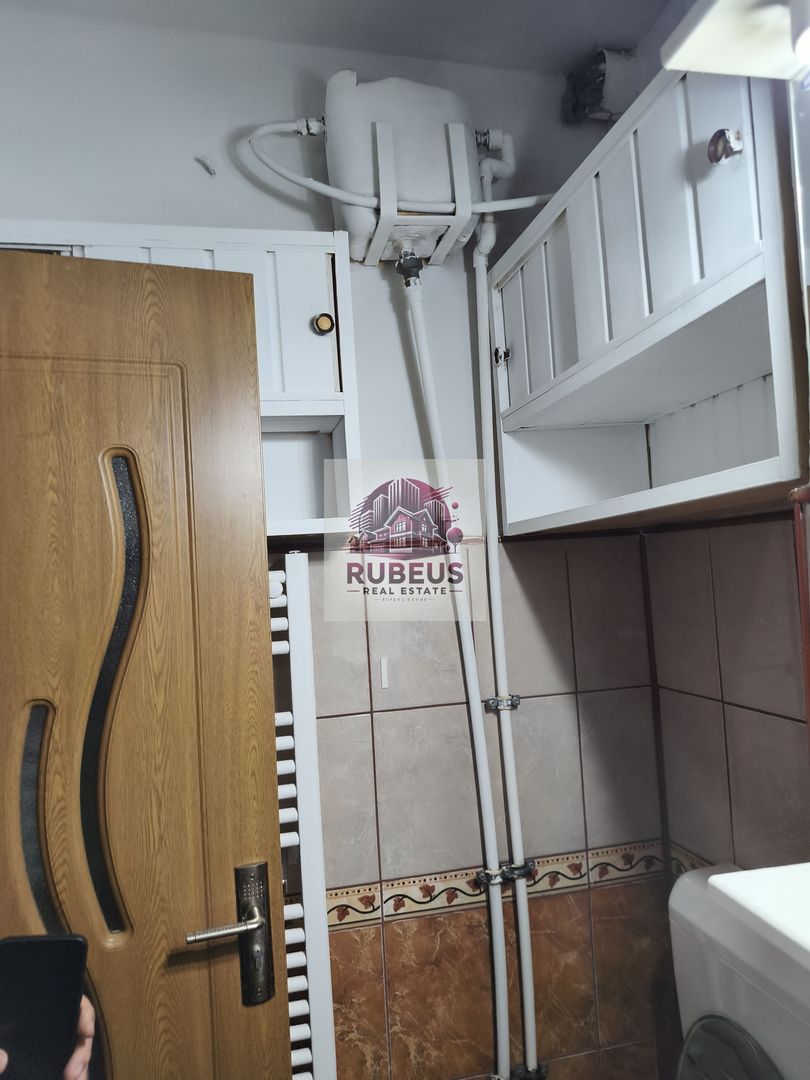 Mic la întreținere, bun la randament: apartament în Orșova - Poză 22