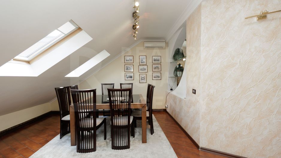 Chirie, apartament, 4 camere, str. Bucureşti, Centru - Poză 3