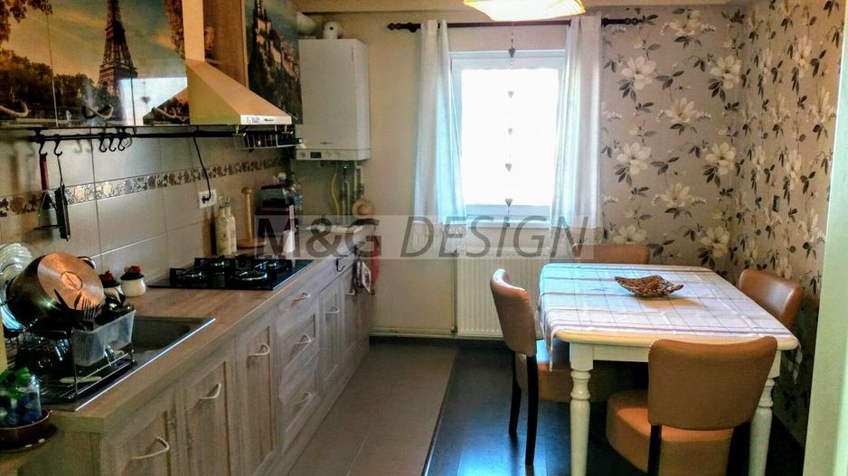 Apartament  3 camere Lipovei etaj 2 cu centrala - Poză 2