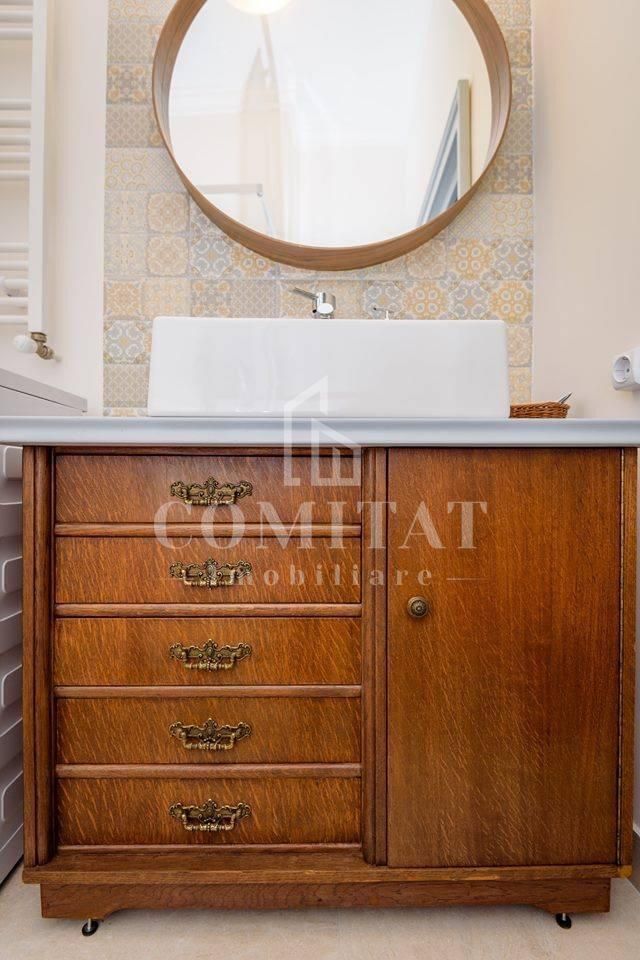 Apartament ultramodern în clădire istorica P-ța Unirii - Poză 13