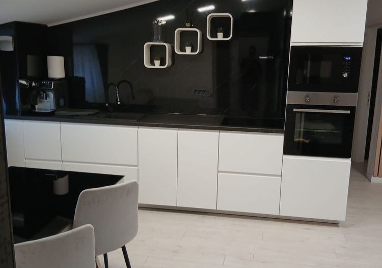 Apartament 3 camere,2 bai si spatiu de depozitare  de vanzare S88 - Poză 3