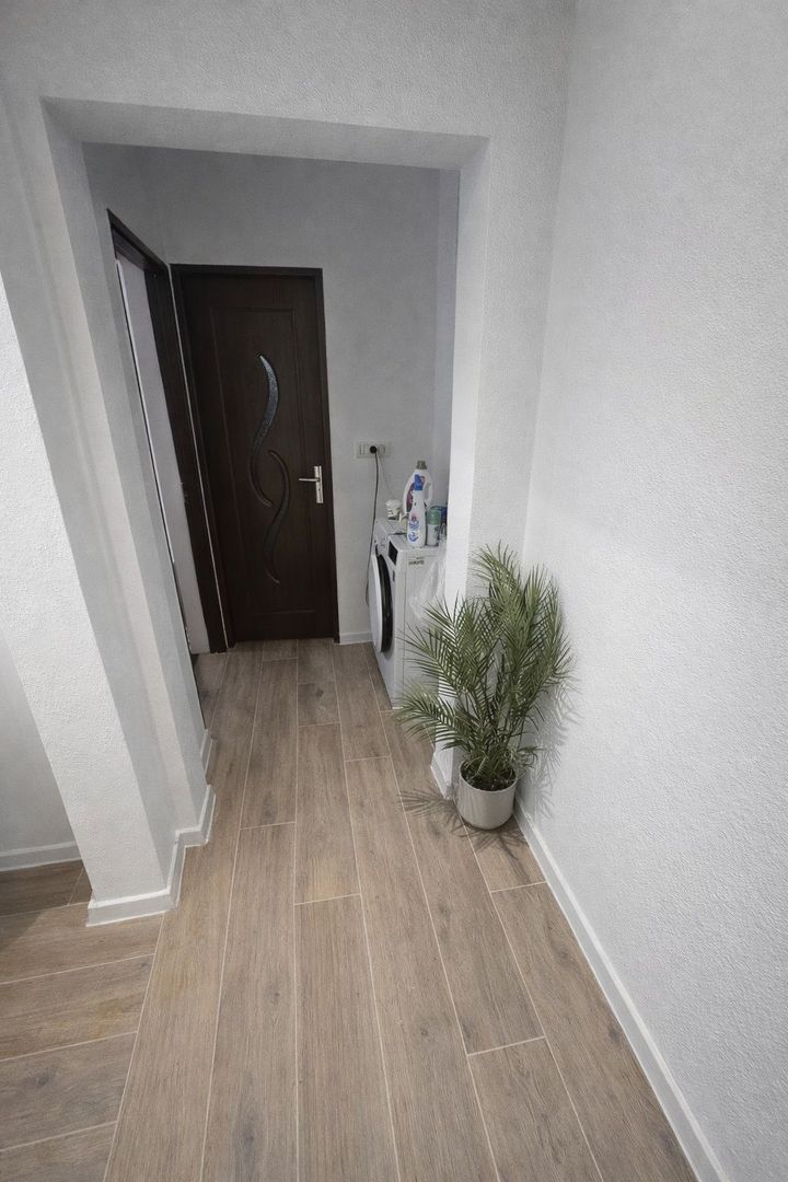 Garsoniera Auchan Drumul Taberei - Poză 5