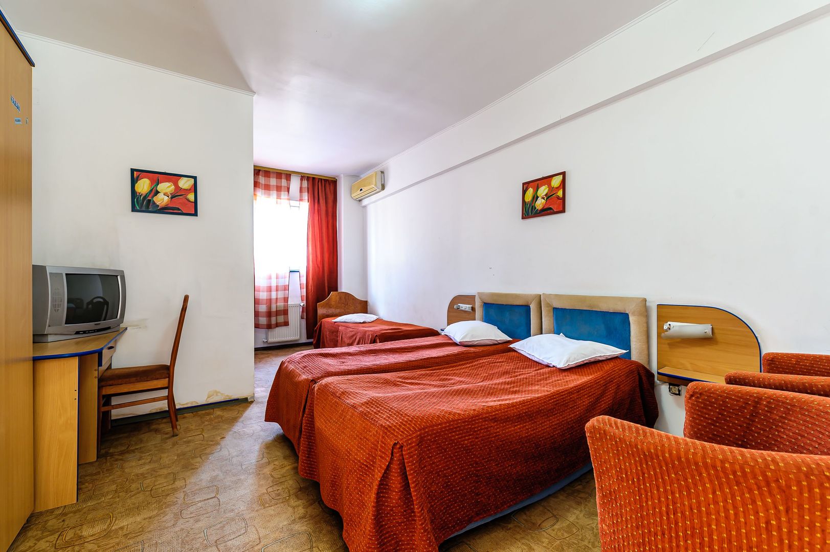 Hotel în Pârneava - Poză 5