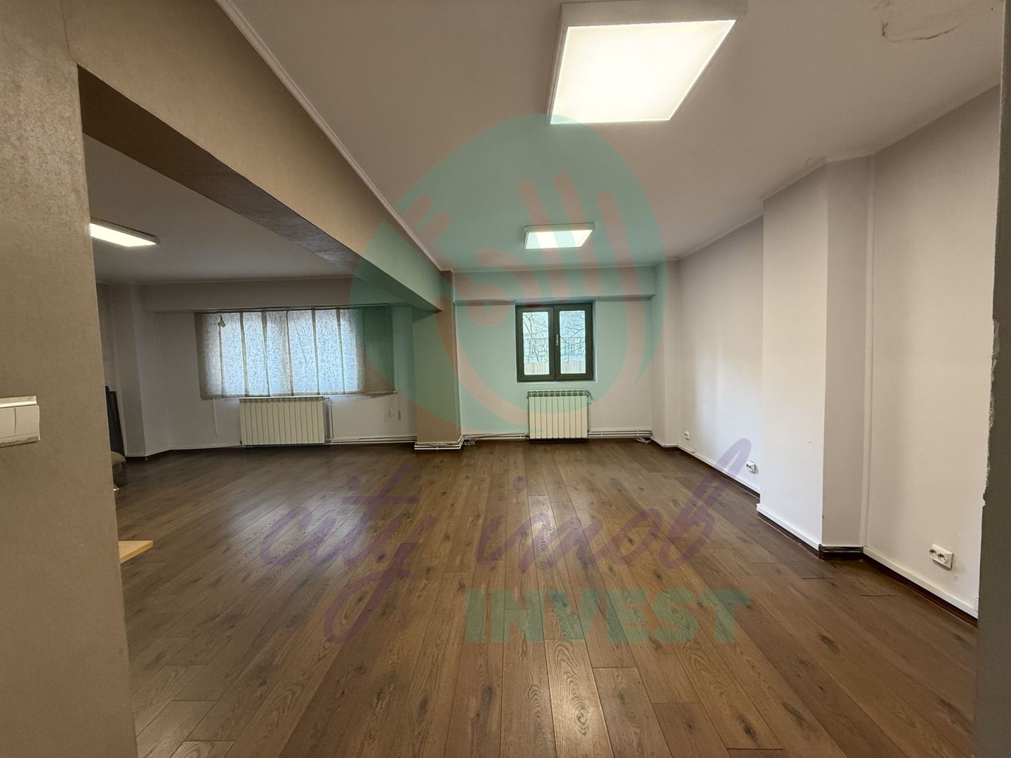 Apartament UNIC pe Calea Calarasilor - Poză 1