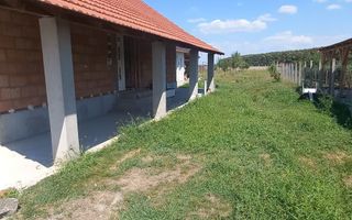 Vând casă în Gelu - Poză 2