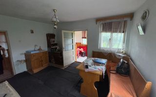 CASĂ 7 CAMERE TEREN 468 MP BUGHEA DE SUS ARGEȘ - Poză 9