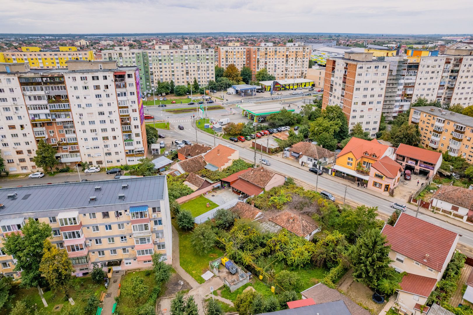 Casă cu teren 900mp în Vlaicu - Poză 7