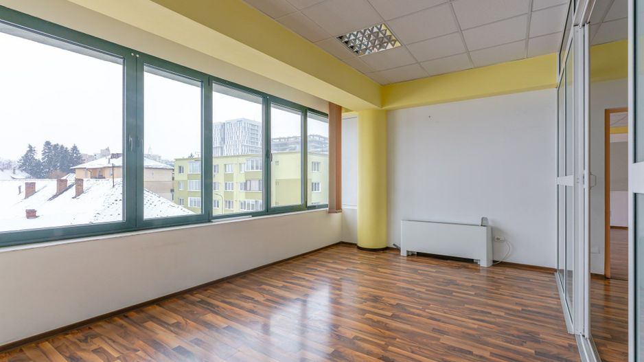 Spațiu birou individual în Brașov, Centru: 39 mp utili pe Strada N. Titulescu - Poză 8