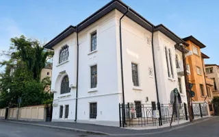 Garsonieră renovată Vilă interbelică 1932 Piața Romană | 28 mp Demisol - Poză 15
