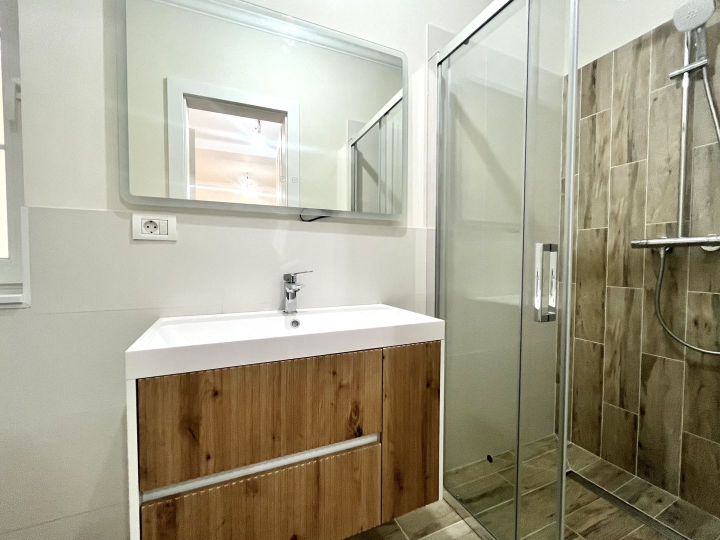 Duplex premium în Moșnița Nouă, separat prin camera tehnică, P+ 1 etaj - Poză 22