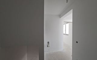 Casa moderna 4 camere 2 bai 2 balcoane si teren 140 mp in Arhitectilor - Poză 19