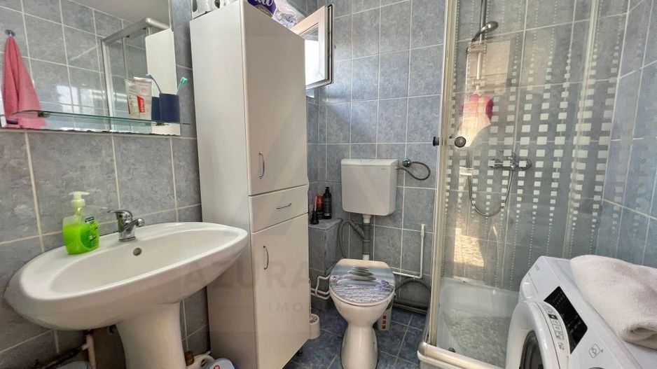 Casa 3 camere 80 mp utili curte comuna si balcon 3,75 mp în Ștrand - Poză 6