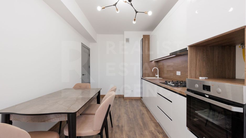 Vânzare, apartament, 2 camere,  str. Calea Ieșilor, Sculeni. - Poză 7