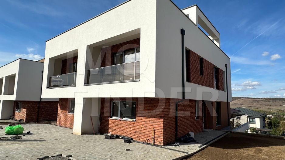 Casă în Florești, zona Vivo: 189 mp utili,  116 mp pe terase - Poză 1