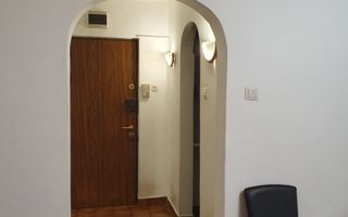Vanzare un apartament de  2 camere in zona Obor, - Poză 6