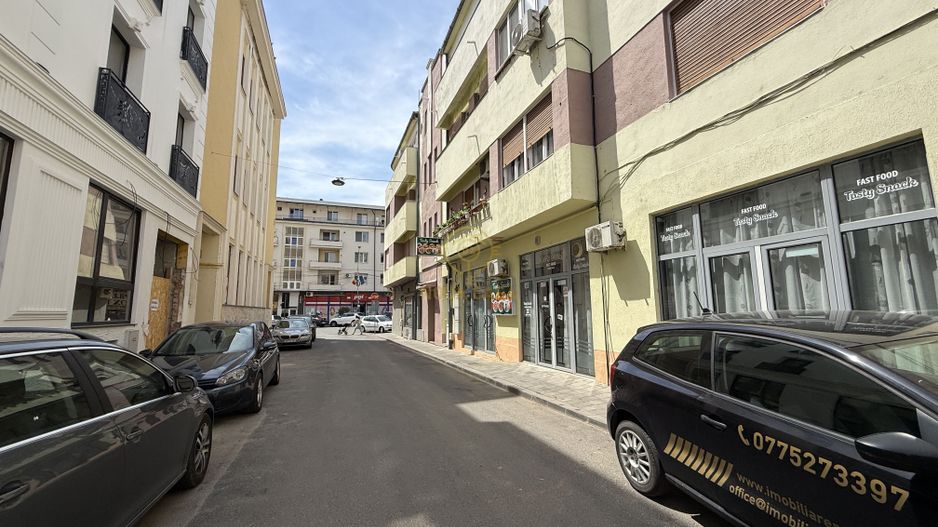 De vanzare Spatiu Central Satu Mare/Birouri/Restaurant/Magazin/Notar - Poză 1