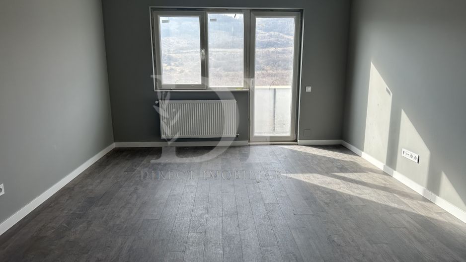 Apartament de 2 camere / etaj intermediar / Zona Terra - Poză 1