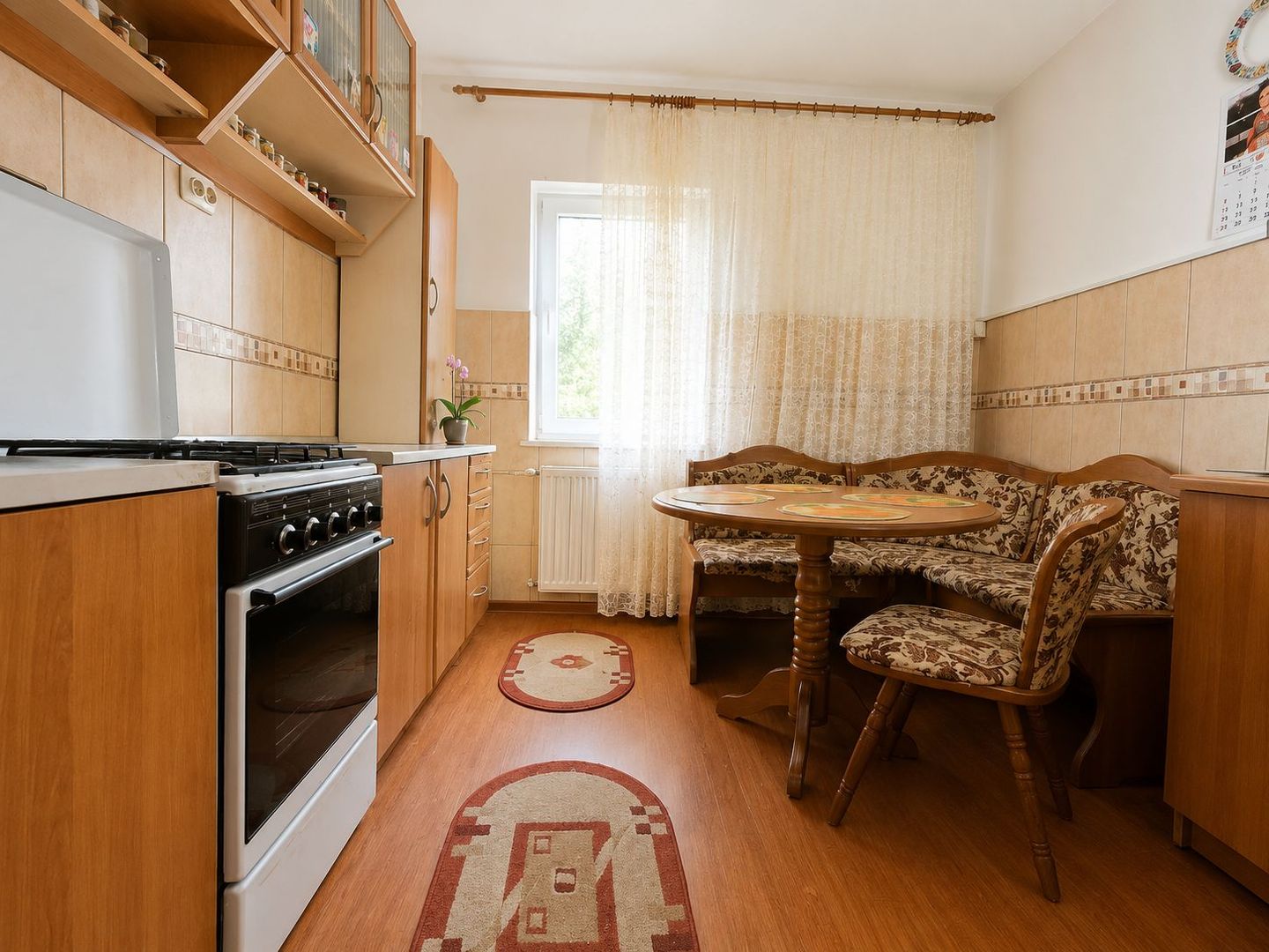 Apartament cu 4 camere de vânzare Coiciu - Poză 2
