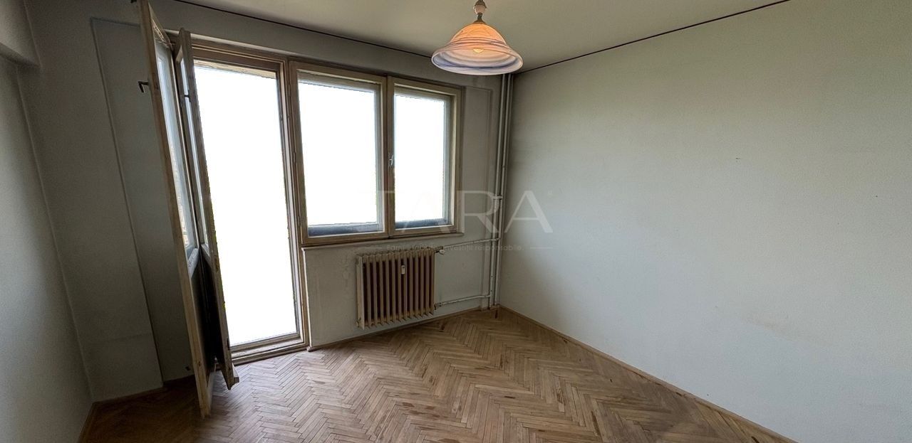 Vanzare apartament cu 2 camere Gheorgheni zona Transilvania College - Poză 1