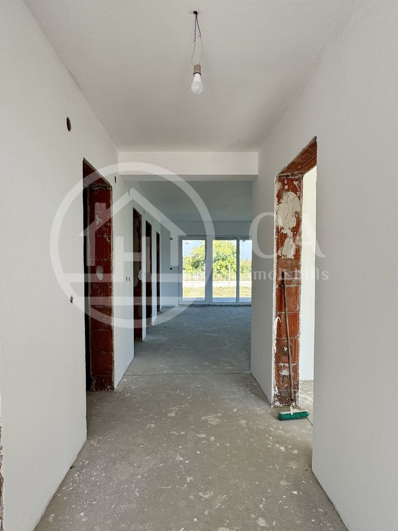 Casă cu 4 camere de vânzare in zona Podgoria, Oradea - Poză 9